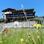 Hotel Miravidi La Magdeleine